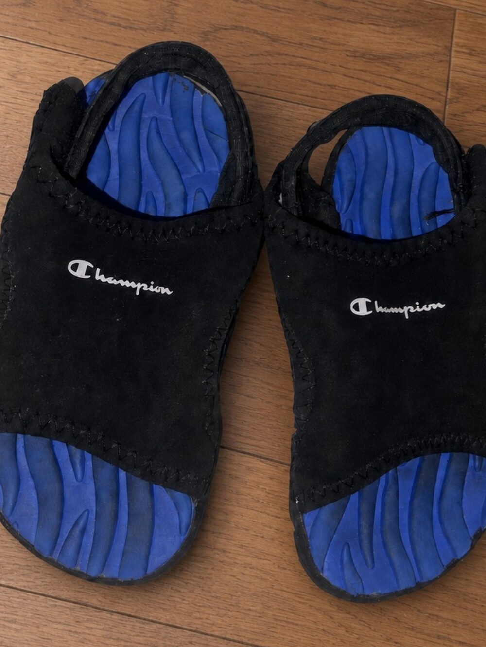 Champion Kids Size 4W Black Blue Sport Sandals Adjustable Strap Open Toe